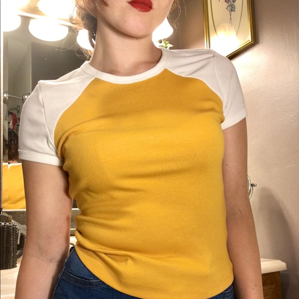 Mustard & Creme Raglan Short Sleeved Top